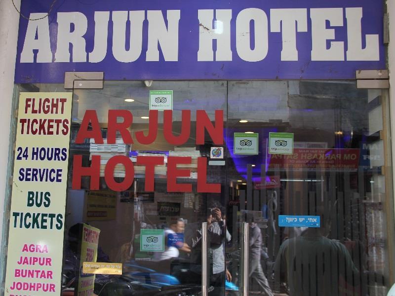Hotel Arjun New Delhi Buitenkant foto